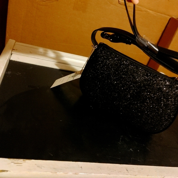 A Purse - Picture 3 of 3